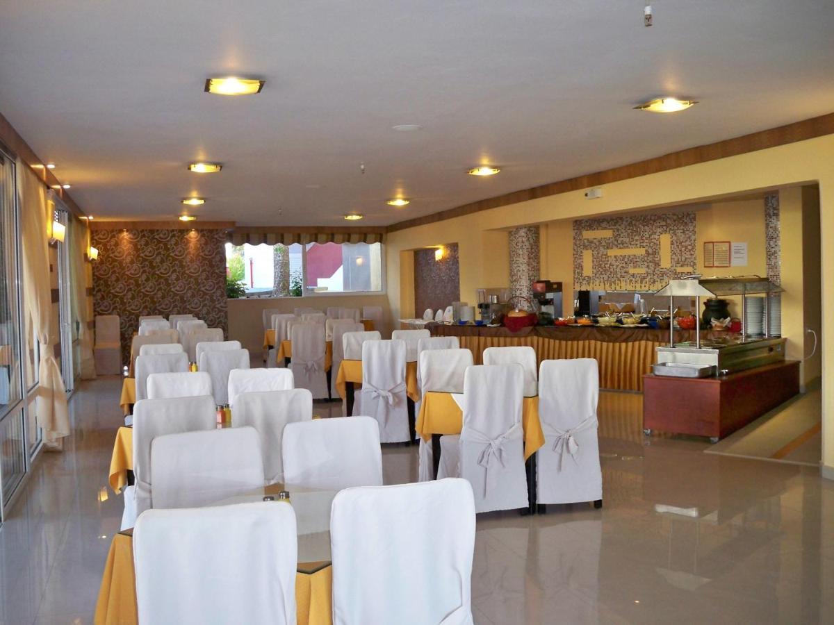 Palladion Adelianos Kampos Exterior photo