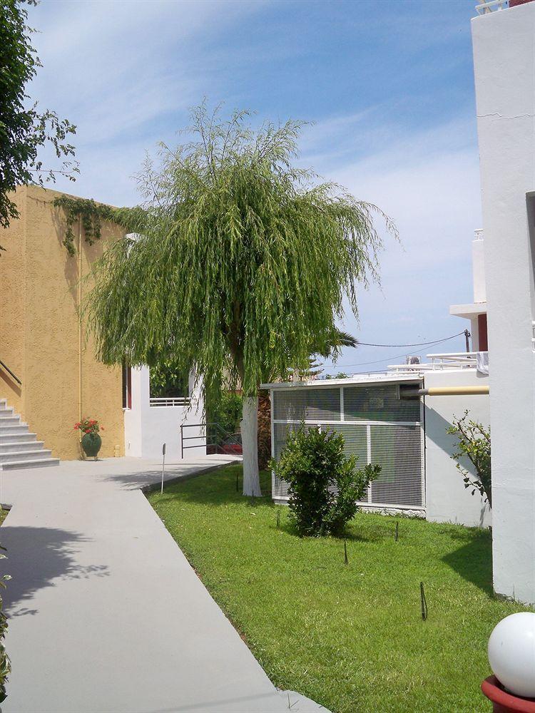 Palladion Adelianos Kampos Exterior photo
