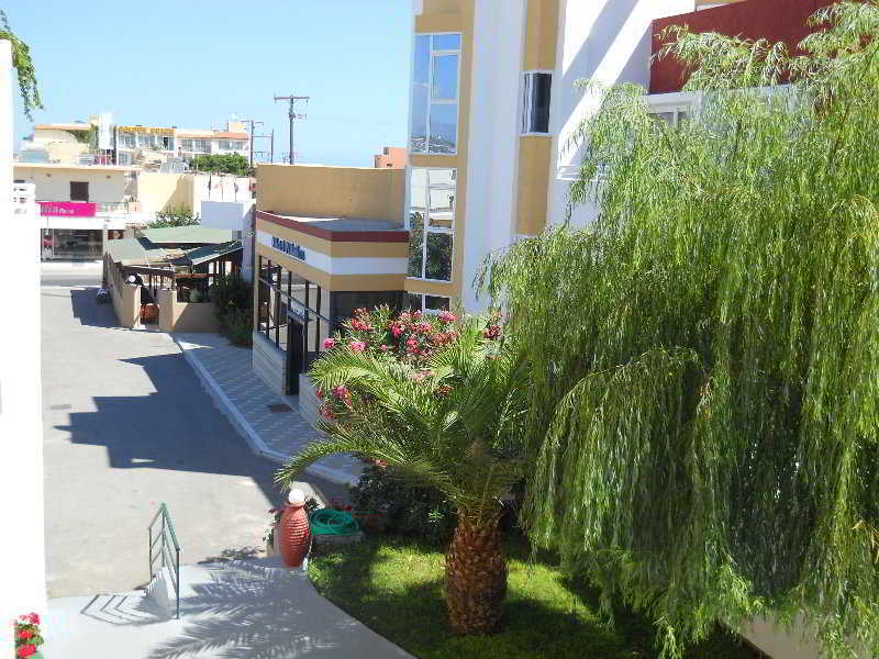 Palladion Adelianos Kampos Exterior photo